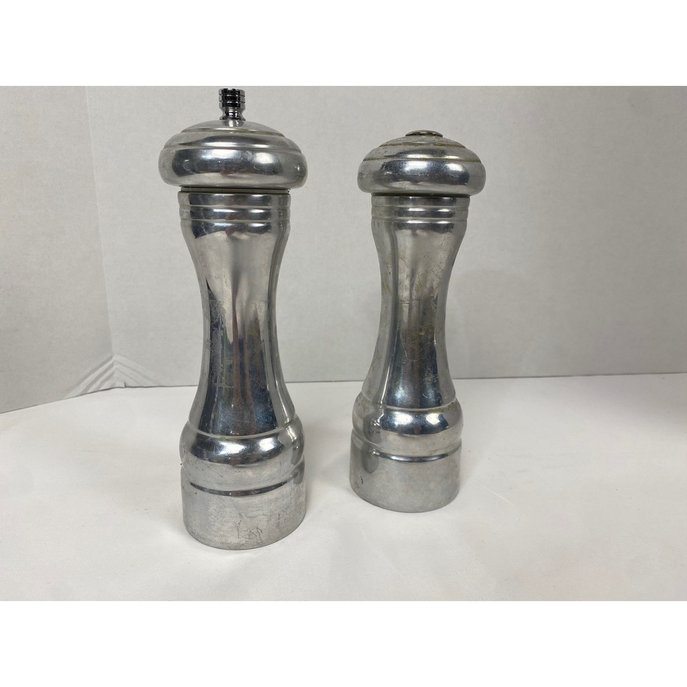 Olde Thompson Salt and‎ Pepper Shaker Set Silver Chrome Made in USA 8 Inch
